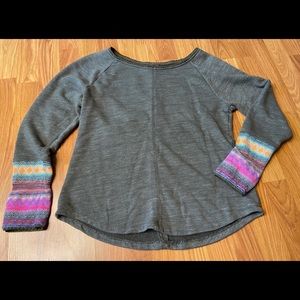 Dylan sweater gray w embroidery long sleeves Sz L